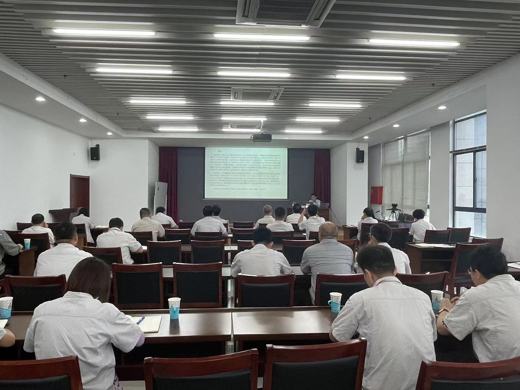 9511685949931491.jpg 9511685949931491.jpg