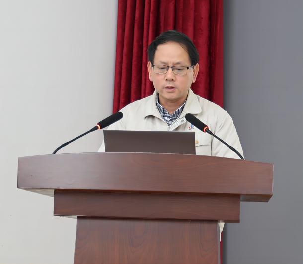 4371708945540983.jpg 6-裴總作工作報告1_副本(1).jpg